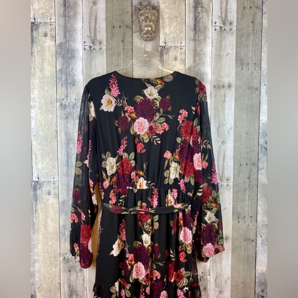 City Chic Floral Paradise Long Sleeve Maxi Dress Size 18. - Picture 5 of 15